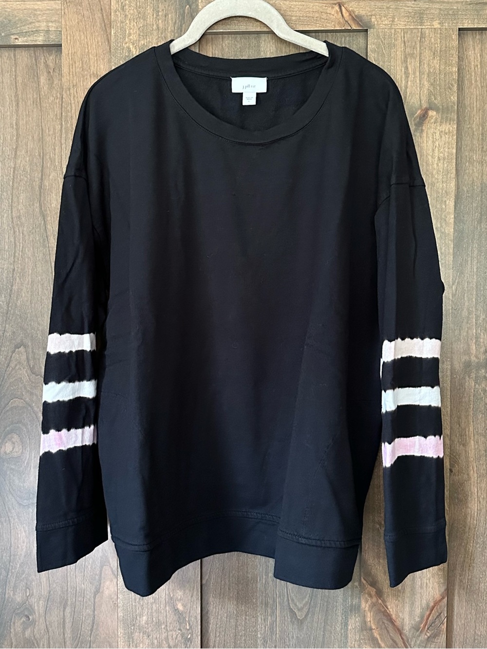 J.Jill Fit Women’s Black Crewneck Tie Dye Sleeve Sweatshirt